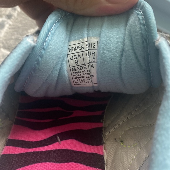 Saucony Running Sneakers - Picture 5 of 8